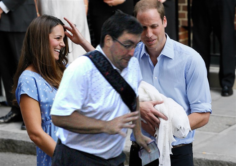 ה Duke and Duchess of Cambridge try to show off their new baby to the world, and this guy has to go and get in the way. 