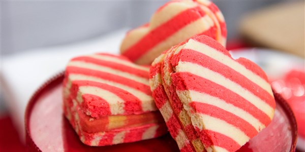 Skriven Surprise Valentine's Cookies