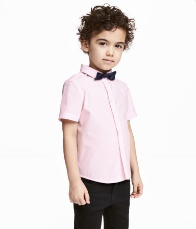लड़का's Pink Shirt