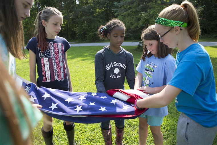 דגל Handling, Girl Scouts, Patriotism