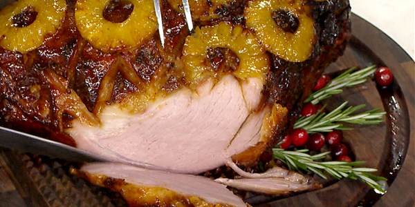 קלויים Ham with Pineapple Glaze and Bacon Brussels Sprouts
