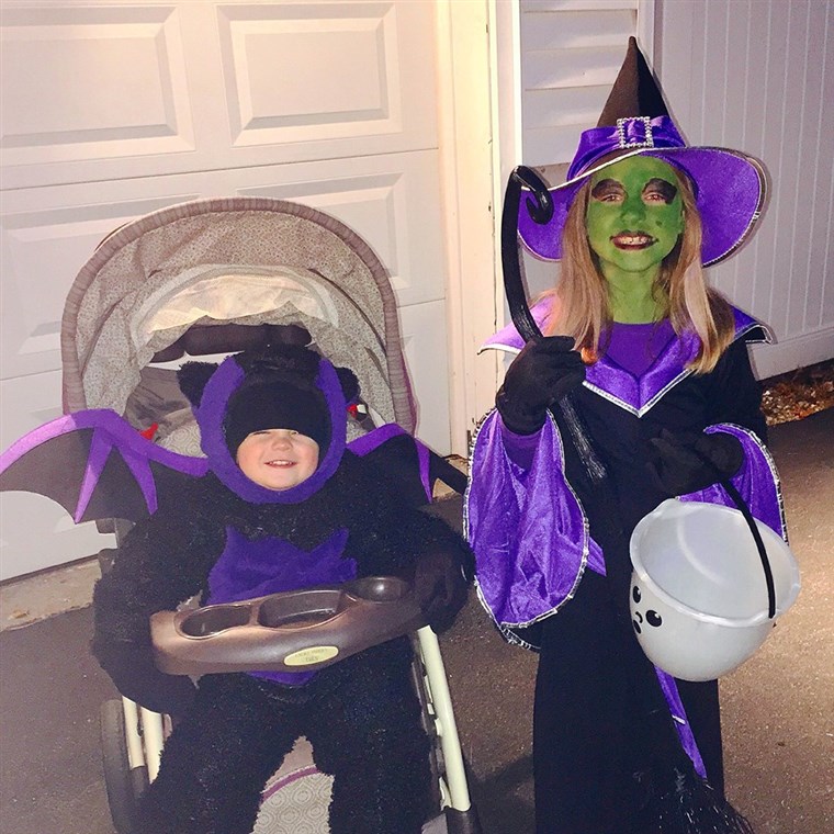 Denevér and Witch Halloween Costume