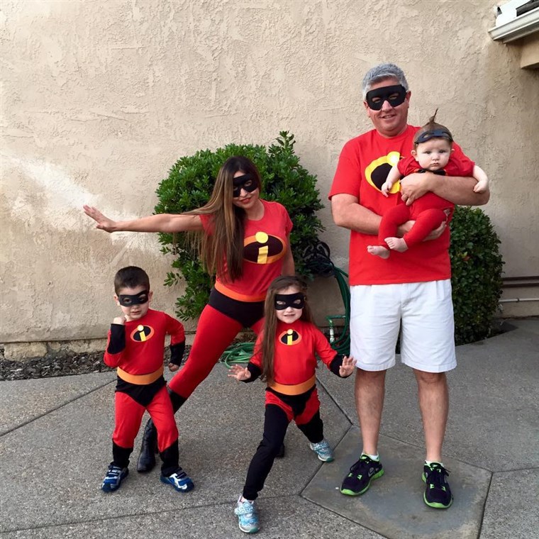 A Incredibles Family Costume