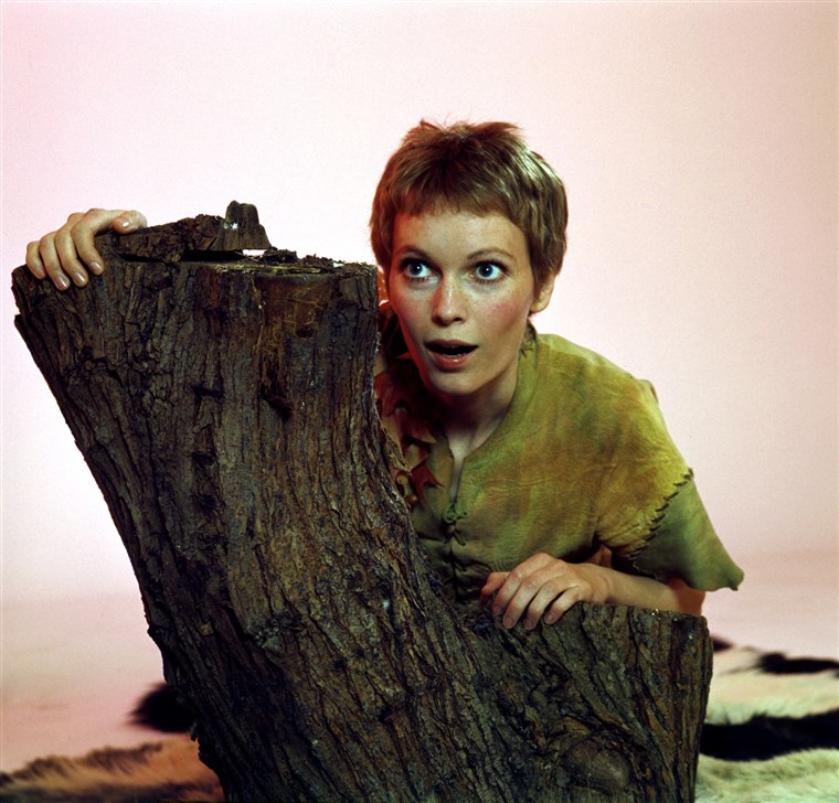 מיה Farrow as Peter Pan in 1976.