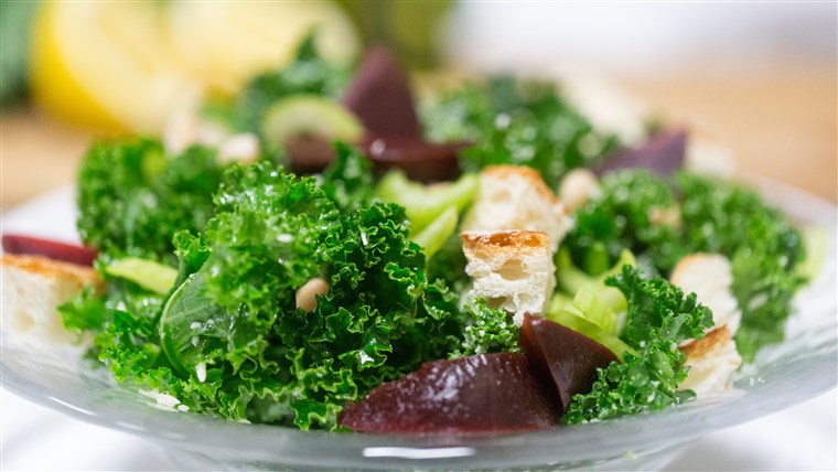 slasno simple kale salad