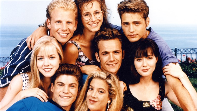 बेवर्ली HILLS 90210 cast