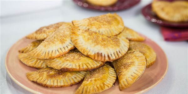 मूंगफली Butter and Jelly Empanadas