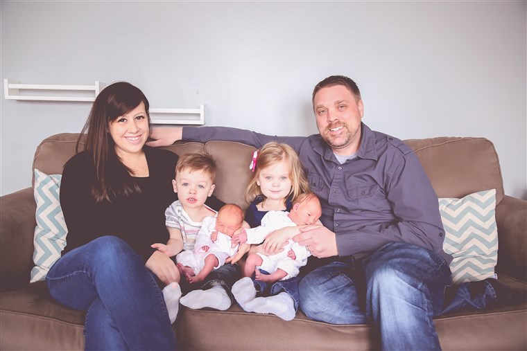 Mark and Andrea Rivas, along with their four kids Conor, Avery, Leah and Elyse.