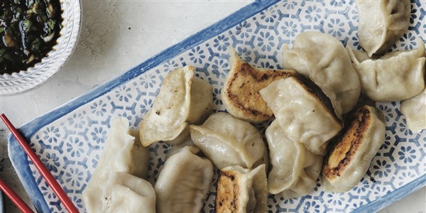Sertéshús and Chinese Cabbage Pot Stickers