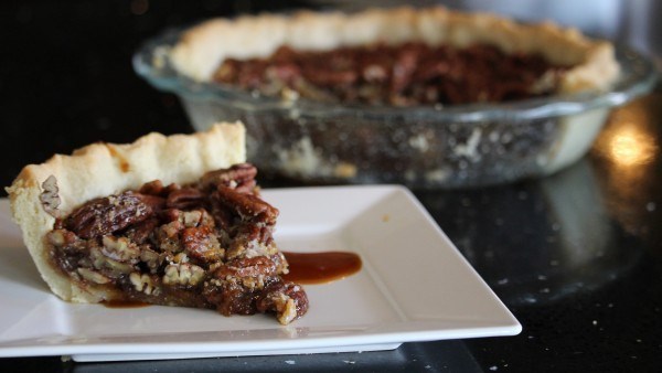 Bez glutena pecan pie by TODAY Food Club member Tanner Brown