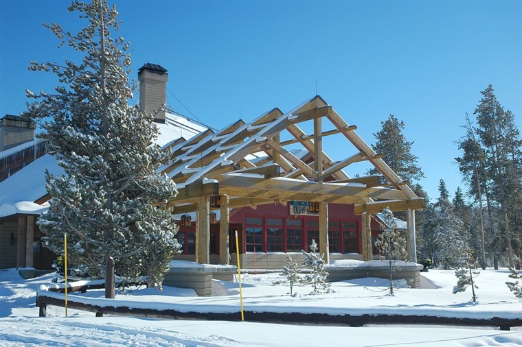 ילוסטון Snow Lodge
