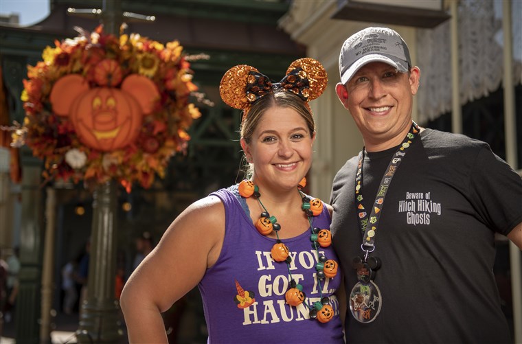 U addition to Halloween merchandise, Walt Disney World also used the Halloween season to unveil a new collection of Haunted Mansion apparel and accessories.