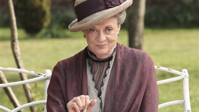 מגי Smith as the Dowager Countess Grantham