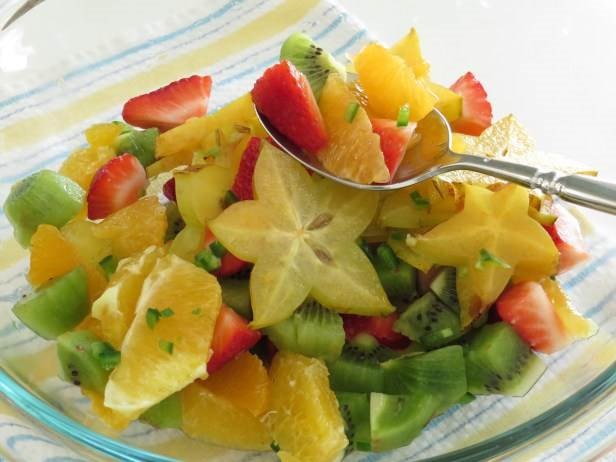 Tropikus fruit salad with sweet and spicy dressing from Garlic and Zest