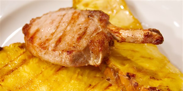 अल Roker's Grilled Pork Chops with Pineapple