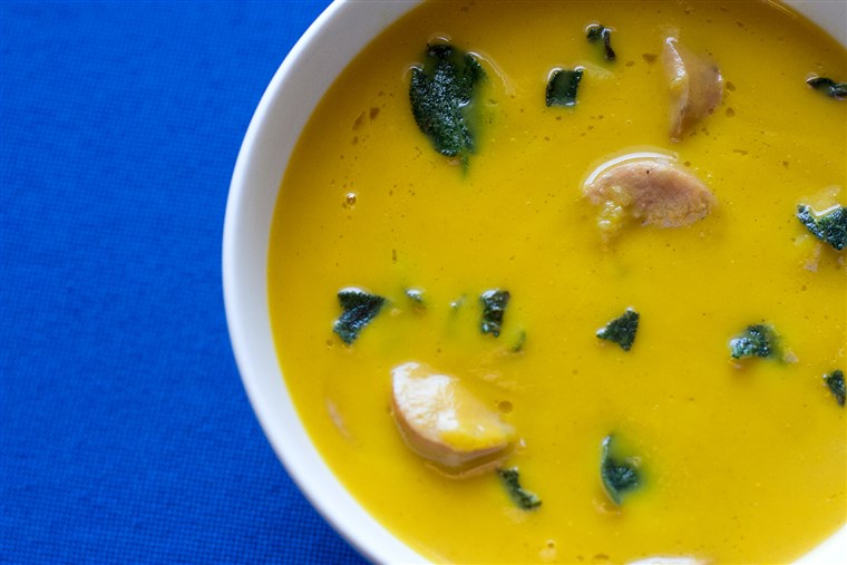 Butternut soup with sage and sausage 