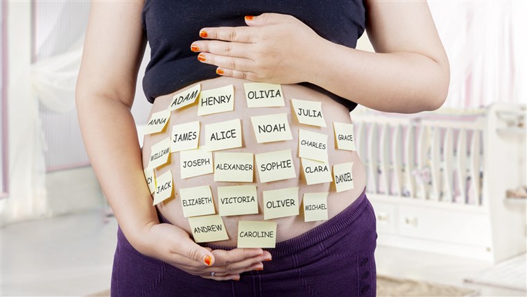 בהריון belly with names on it
