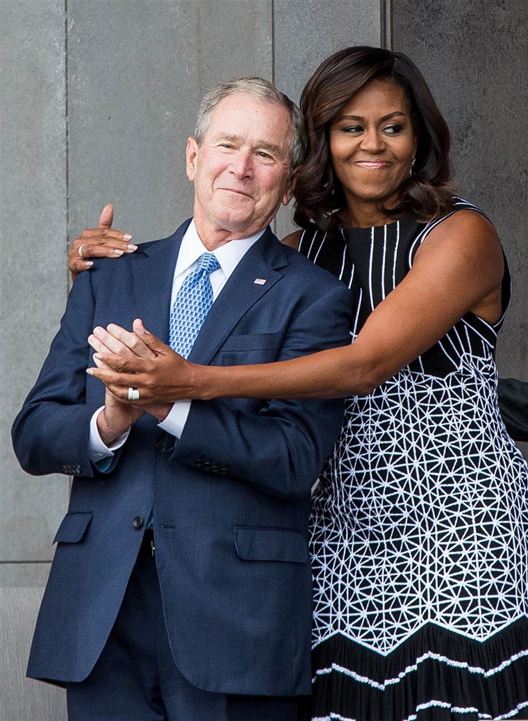 ג 'ורג' W. Bush got a sweet hug from Michelle Obama at the opening ceremony for the Smithsonian National Museum of African American History and Culture on Sept. 24 in Washington, D.C.