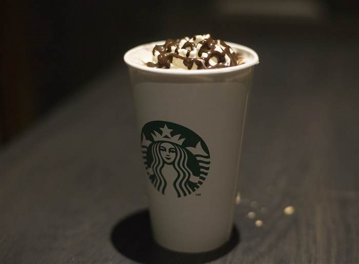 Ki the menu Starbucks drink: Zebra hot chocolate