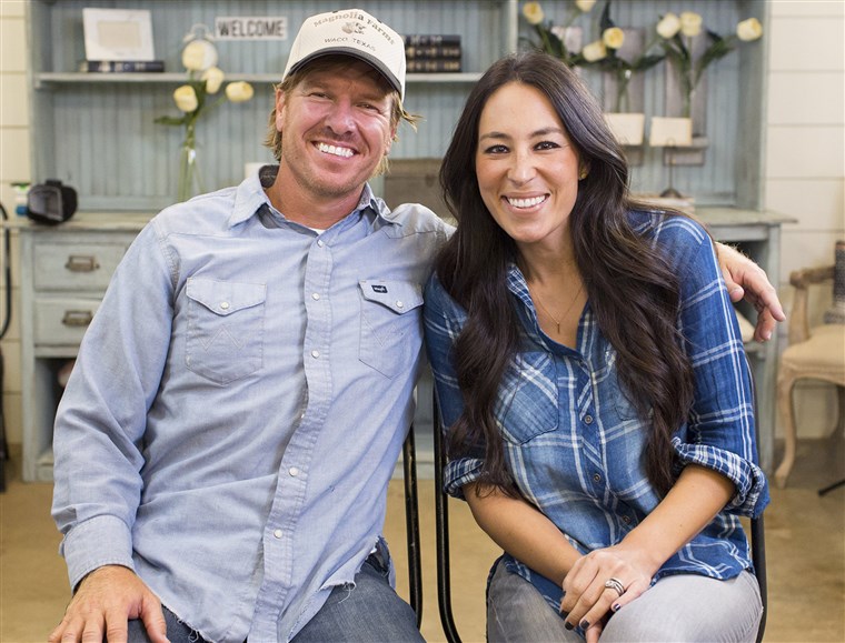 Kép: Tour the Magnolia bakery, store and silos with Chip and Joanna Gaines