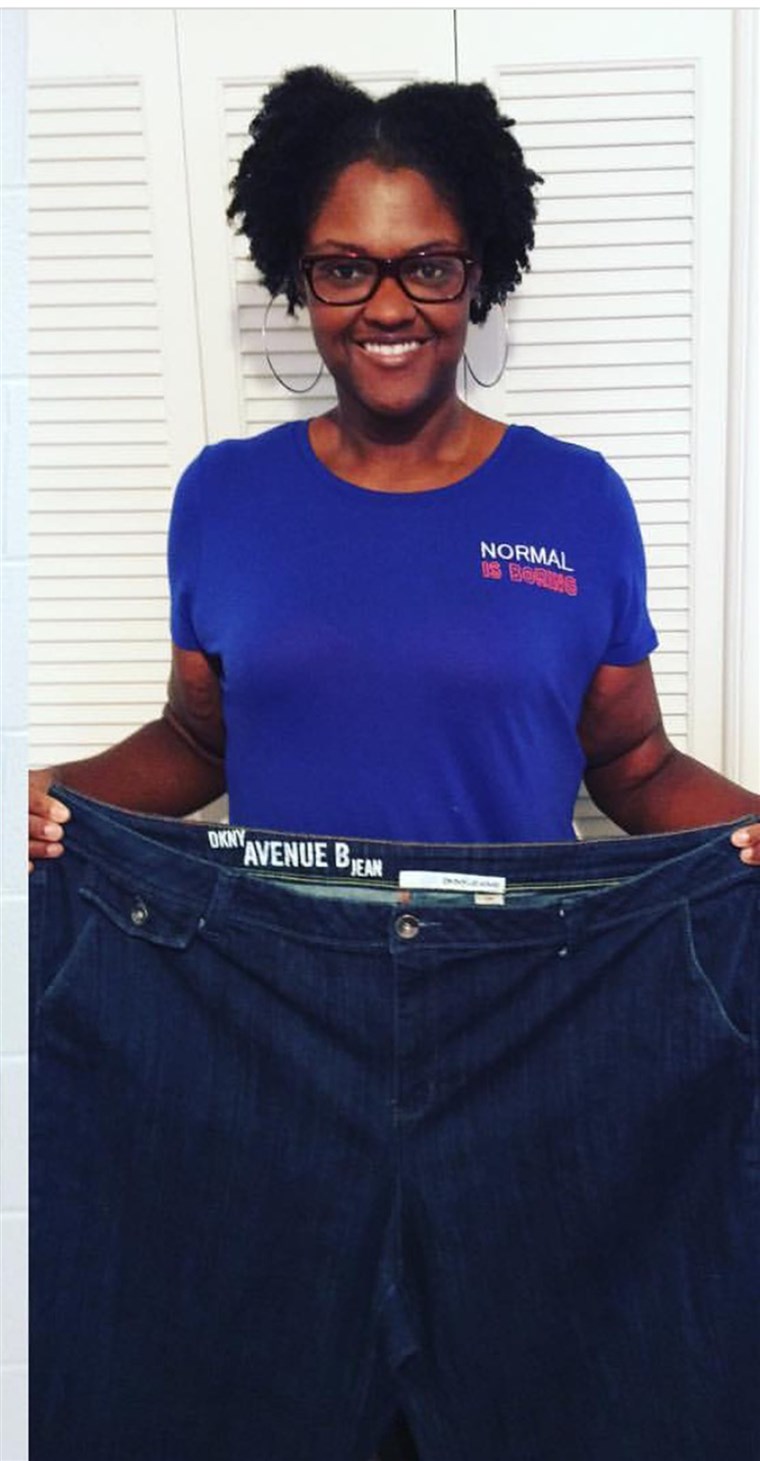 מתי Natasha Glaspy feels frustrated with plateaus, she tries on a pair of her old jeans to see how far she's come in her weight loss.