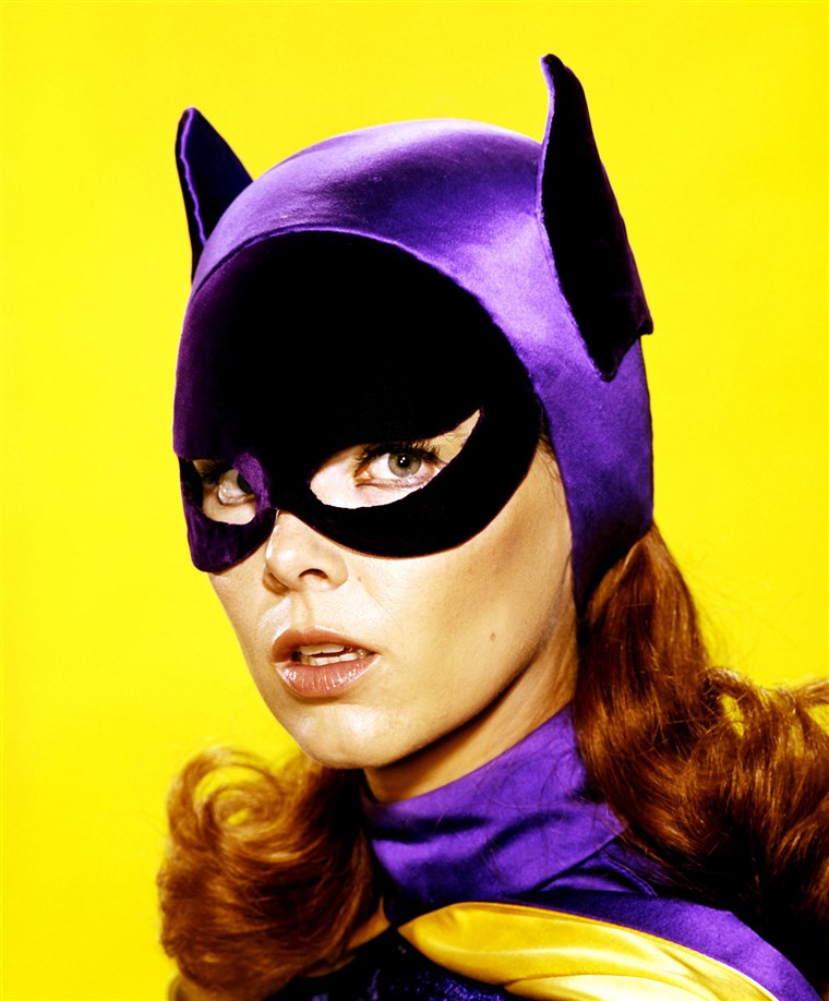 איבון Craig as Batgirl