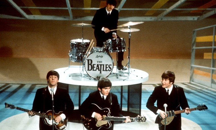 पॉल McCartney, George Harrison and John Lennon. Ringo Starr