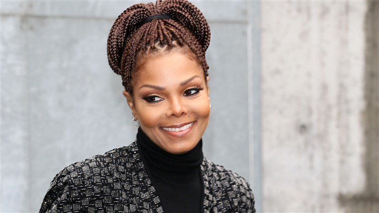 Janet Jackson attends the Giorgio Armani fashion on Feb. 25, 2014 in Milan, Italy.