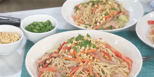 קל Noodle Salad with Asian Dressing 