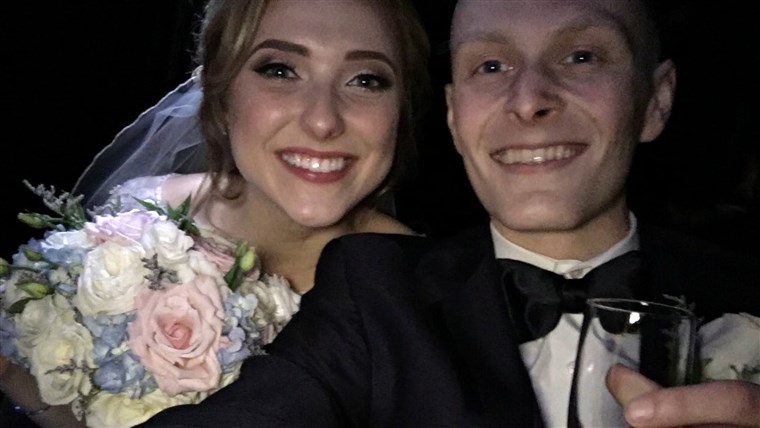 के बावजूद cancer diagnosis, Luke Blanock married his high school sweetheart Natalie.