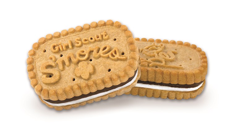 ילדה Scout S'mores Sandwich Cookies