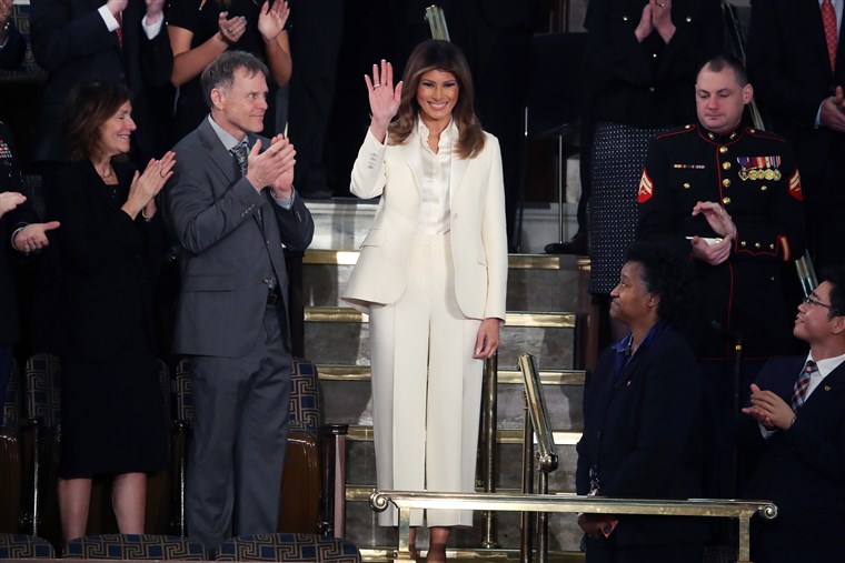 טראמפ wore a white pantsuit to her husband's first State of the Union address in January 2023. 