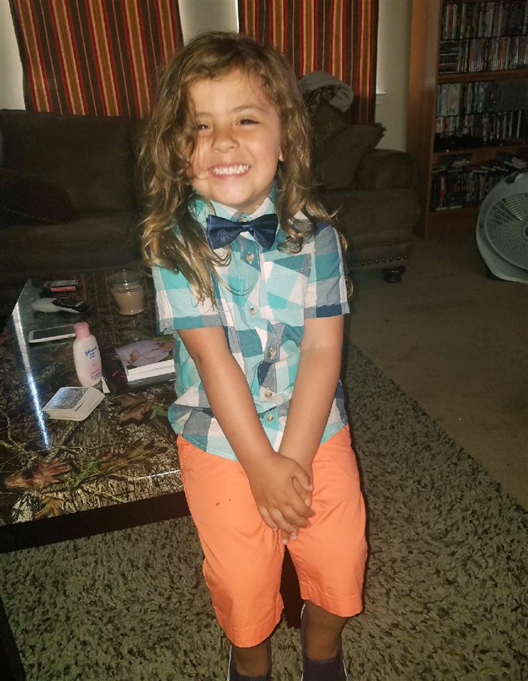 चार year old Jabez Oates is banned from a public school in Texas because his hair is too long for the dress code for boys.