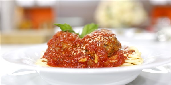 दादी Maroni's Spaghetti and Meatballs
