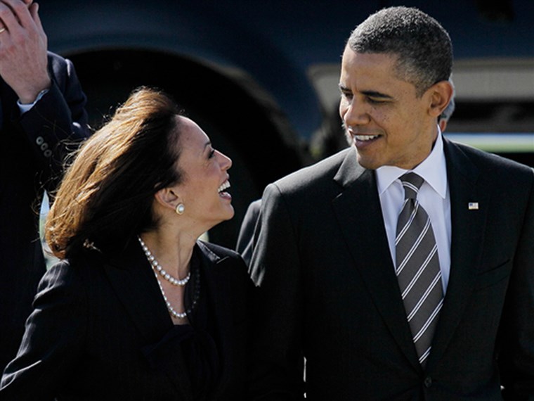 נשיא Obama apologized to Kamala Harris for his controversial comment.