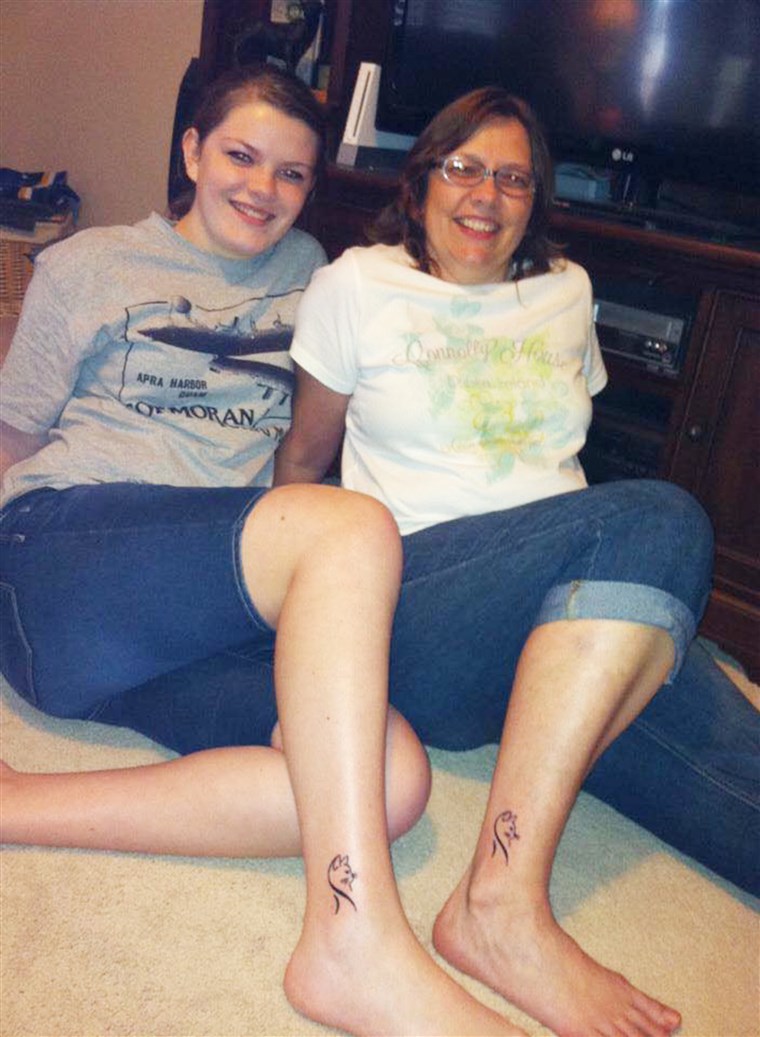 मेलिसा Underwood and her daughter had to drive from South Carolina to Florida to get matching tattoos when her daughter was 17.