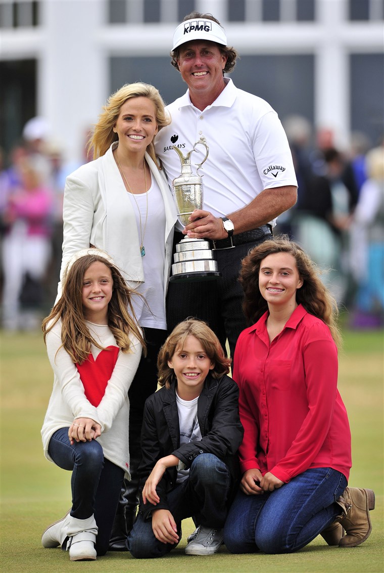מיקלסון with his wife and kids (including Amanda, far right) after winning the 2013 British Open Golf Championship.