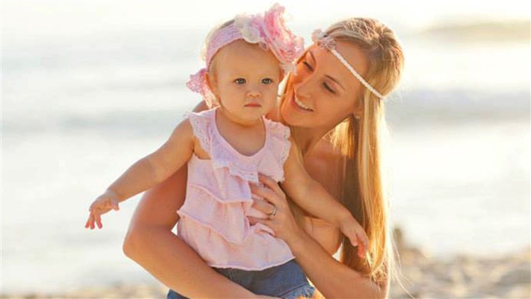 ברי Rowand with her daughter Kylie