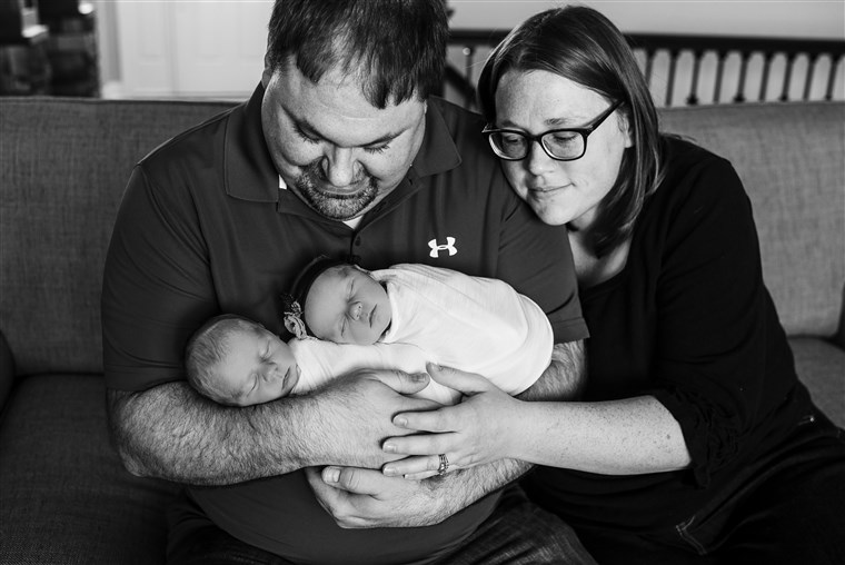 लिंडसे and Matthew Brentlinger were told during her pregnancy that one of her twins had a severe congenital heart defect (CHD) and would likely be stillborn. William defied the odds and lived for 11 days, surrounded by love.
