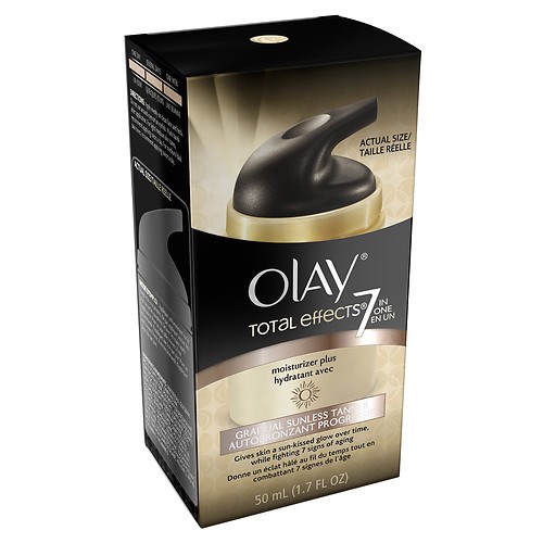 Olay Total Effects Moisturizer Plus Gradual Sunless Tanner