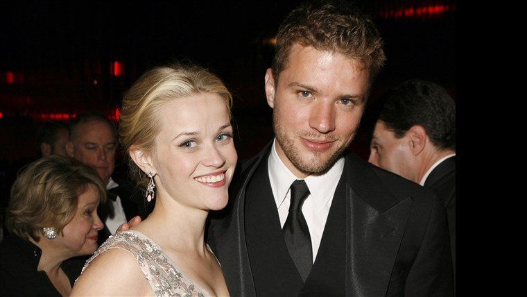 रयान Phillippe and Reese Witherspoon