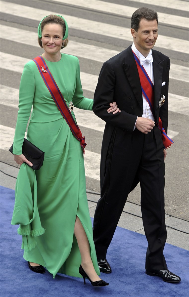 अनुवांशिक Prince Alois (R) and Hereditary Princess Sophie of Liechtenstein arrive for a religious ceremony at Nieuwe Kerk church in Amsterdam April 3...