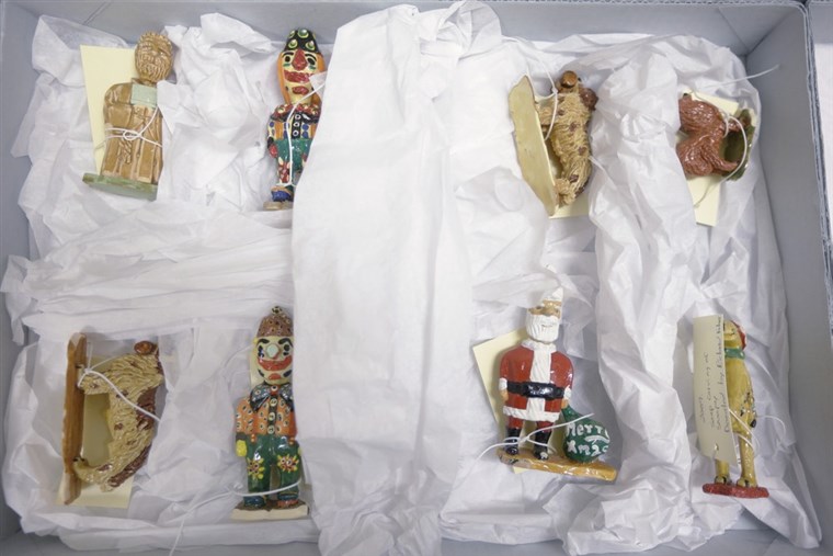 Primjeri of soap carvings made by inmates at the Eastern State Penitentiary in Philadelphia. 