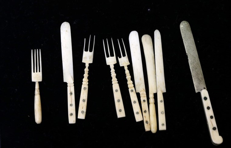  miniature cutlery set made from bones in an unknown inmate’s soup at the Eastern State Penitentiary in Philadelphia. 