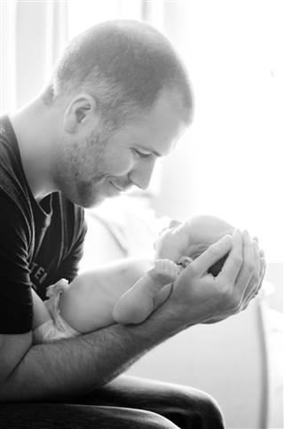 ब्रायन Scott with newborn son Joseph.