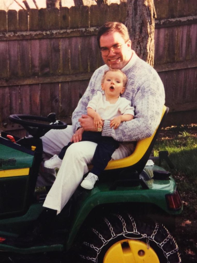 ג 'ף Wright and his son Adam as a toddler.