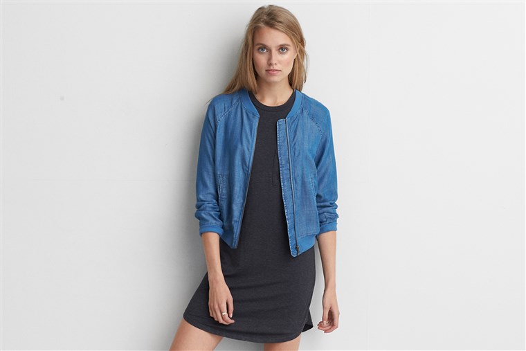 अमेरिकन Eagle Outfitters Chambray Bomber Jacket