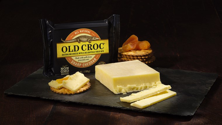 पुराना Croc Sharp Cheddar Cheese