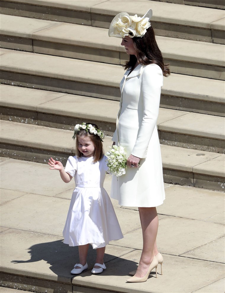 Hercegnő Charlotte with her mother, Duchess Kate.