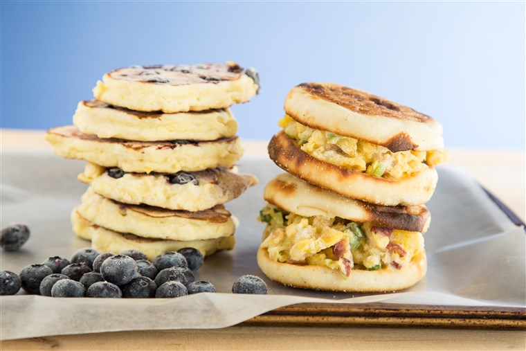 Kako to make and freeze breakfast sandwiches, pancakes and more!